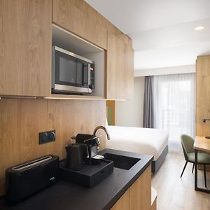 Studio met een Queen Size Bed